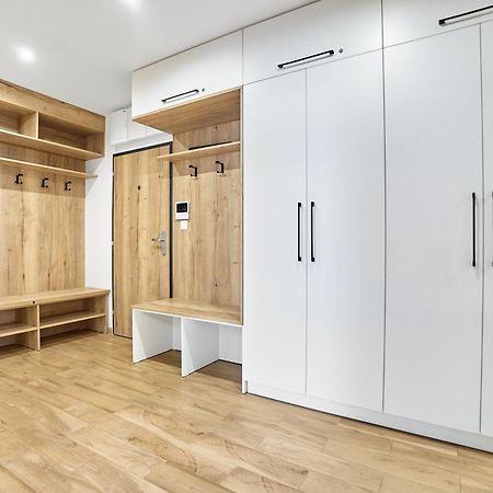Moderně zařízený apartmán s garážovým stáním Loučná pod Klínovcem Exterior foto